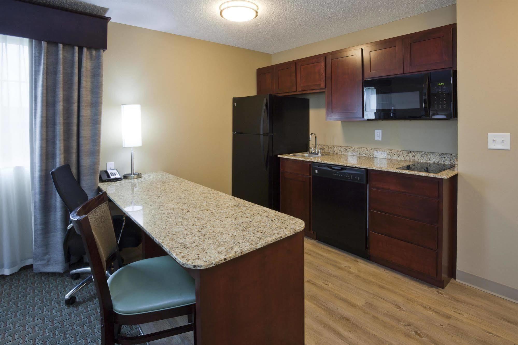 Grandstay Hotel & Suites - Glenwood المظهر الخارجي الصورة